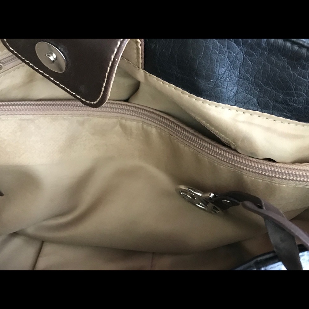 Purse - Picture 4 of 4